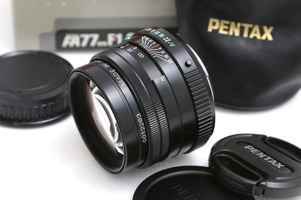 【中古】【お買い得品】ペンタックス smc PENTAX-FA 77mmF1.8 Limited ブラック CA01-B2606-2N3-ψ ペンタックス Kマウント PENTAX 単焦点 AF/MF フルサイズ