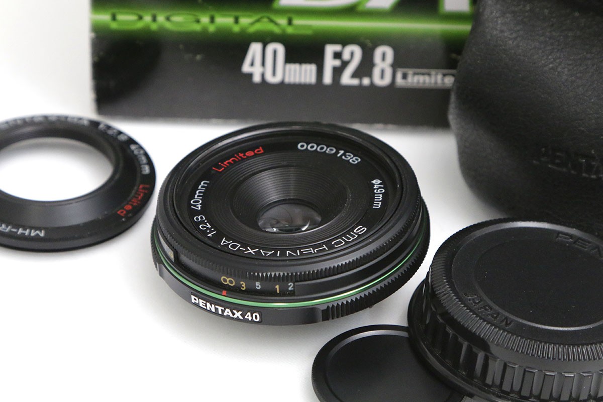 【中古】【良品】ペンタックス HD PENTAX-DA 40mmF2.8 Limited [ブラック] CA01-B5061-2O4 Kマウント APS-C 単焦点 パンケーキレンズ 中古