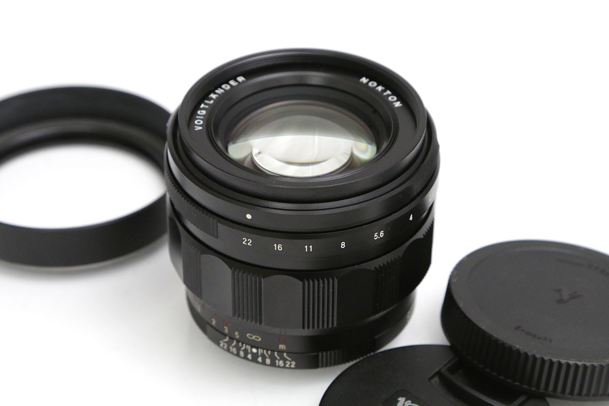 【中古】【並品】フォクトレンダー フォクトレンダー NOKTON 50mm F1.2 Aspherical [ソニーE用] CA01-B3626-2M7A Voigtlander Eマウント フルサイズ 大口径 単焦点 中古