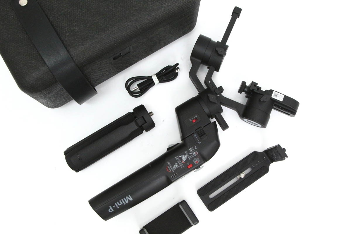 【中古】【並品】余分の物写真機製造会社 Mini-P CA01-R3658-2F4 安定器 ジンバル スマホ 行動写真機 コンパクトカメラ 中古