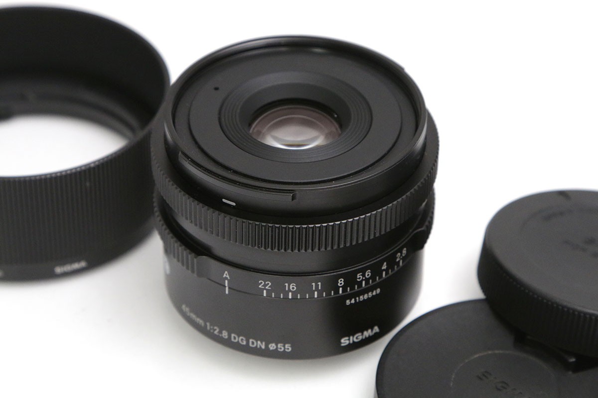 【中古】【美品】シグマ 45mm F2.8 DG DN [ソニーE用] CA01-B4006-2M2A SIGMA Eマウント フルサイズ 単焦点 中古