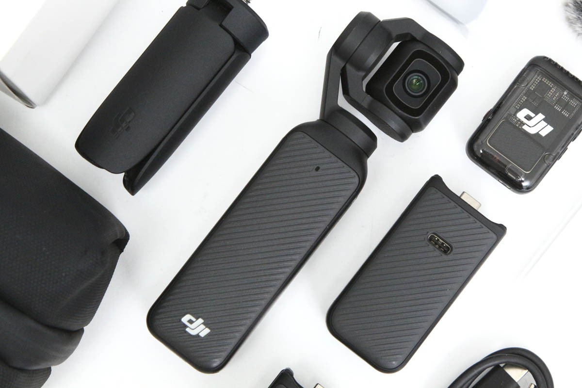 【中古】【美品】DJI OSMO POCKET 3 クリエイターコンボ アクションカメラ CA01-R4100-2F4 アクションカメラ ジンバルカメラ ビデオカメラ 4K 120fps 中古