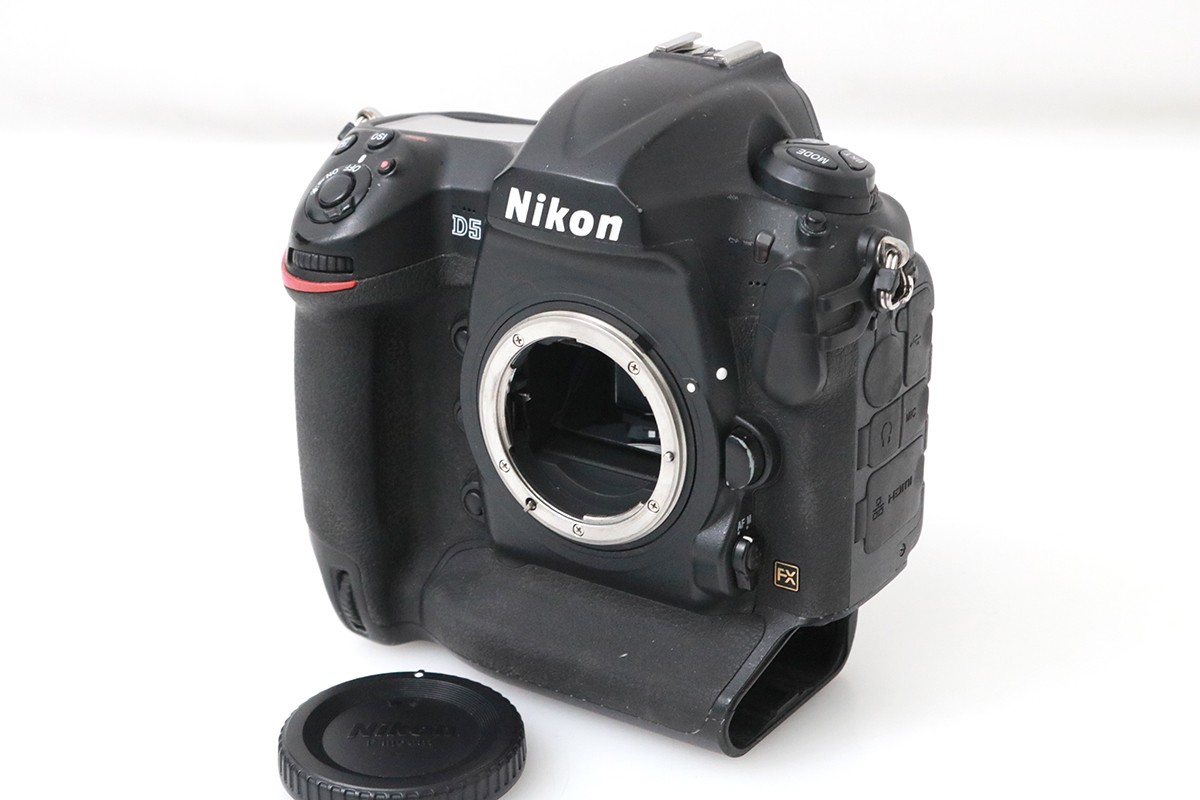 【中古】【お買い得品】ニコン D5 CF-Type 上半身 CA01-M5550-2P1A ニコン Fマウント Nikon 一眼一眼レフ フルサイズ 4K相応う