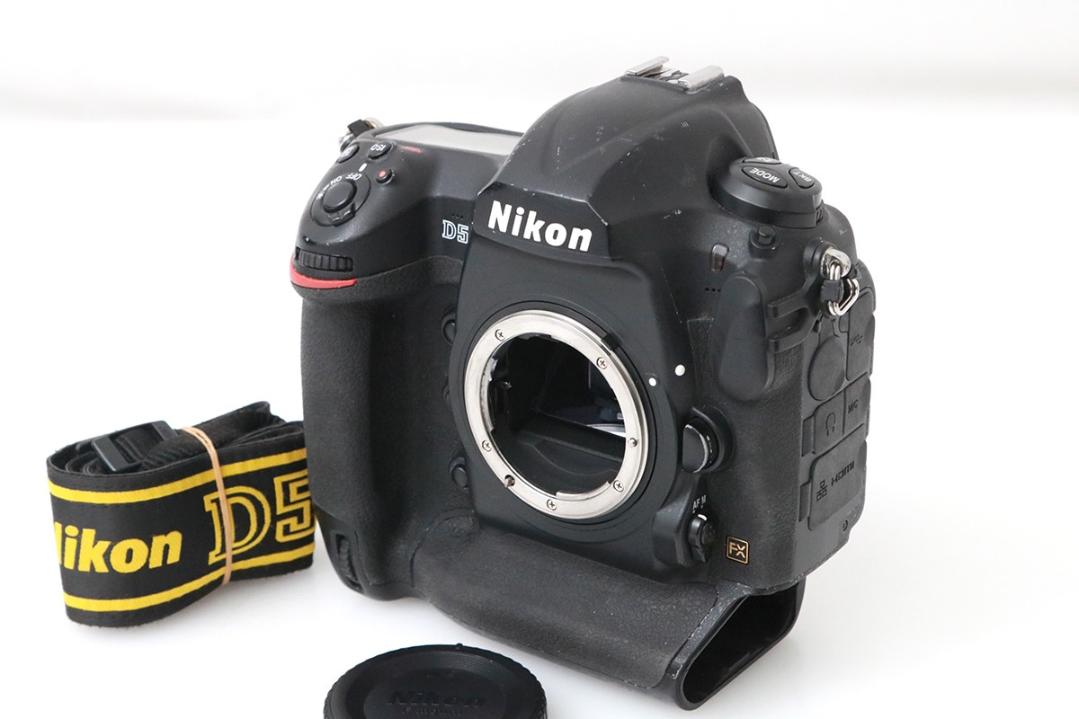 【中古】【お買い得品】ニコン D5 CF-Type 上半身 CA01-M5551-2P1A ニコン Fマウント Nikon 一眼一眼レフ フルサイズ 4K相応う