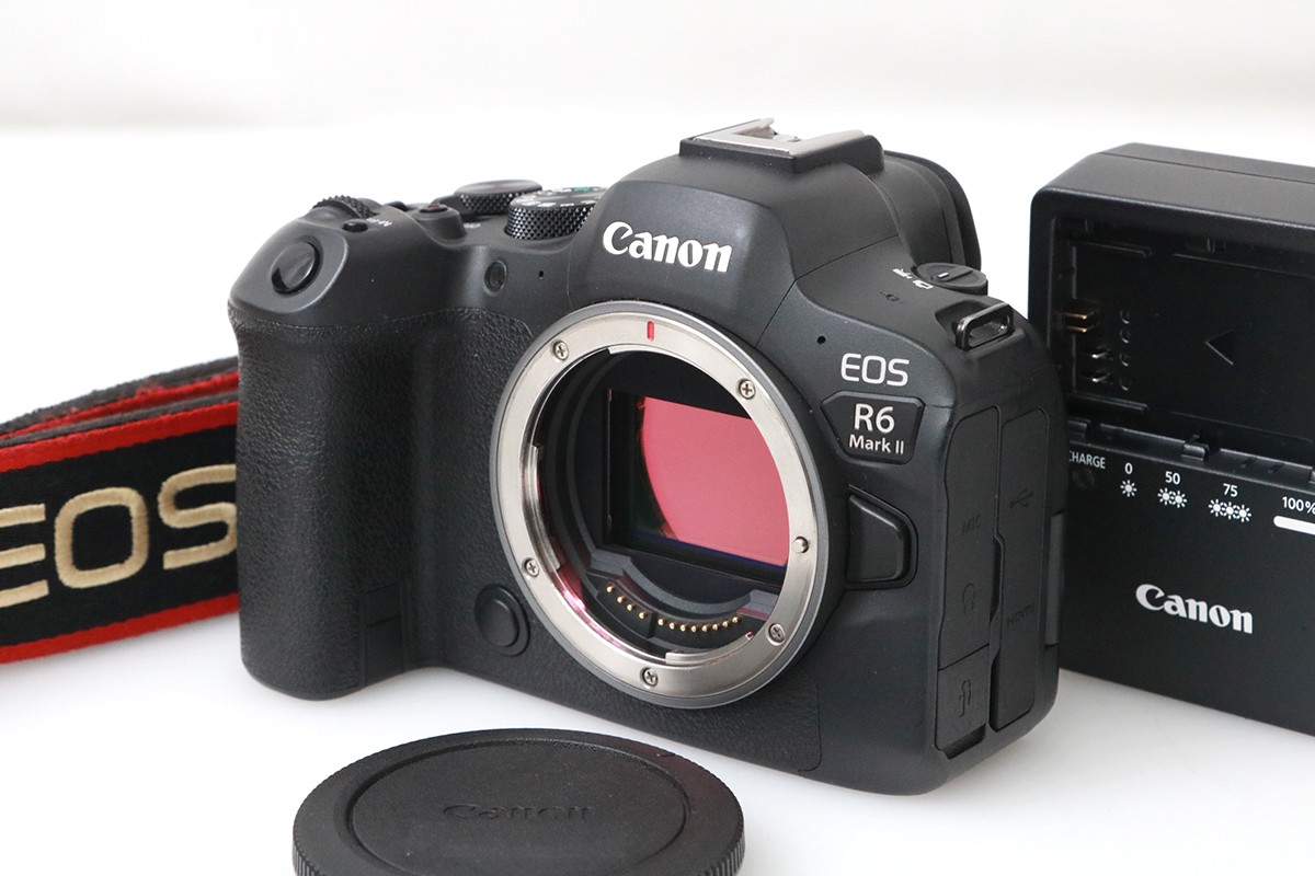 中古】（非常に良い）OLYMPUS ミラーレス一眼 OM-D E-M5 MarkII 12