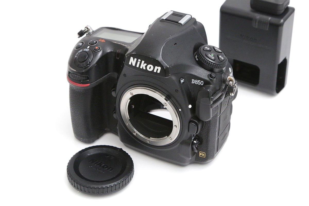 【中古】【お買い得品】ニコン D850 上半身 CA01-B4726-2P1A ニコン Fマウント Nikon 一眼二眼レフ フルサイズ 4K相応う