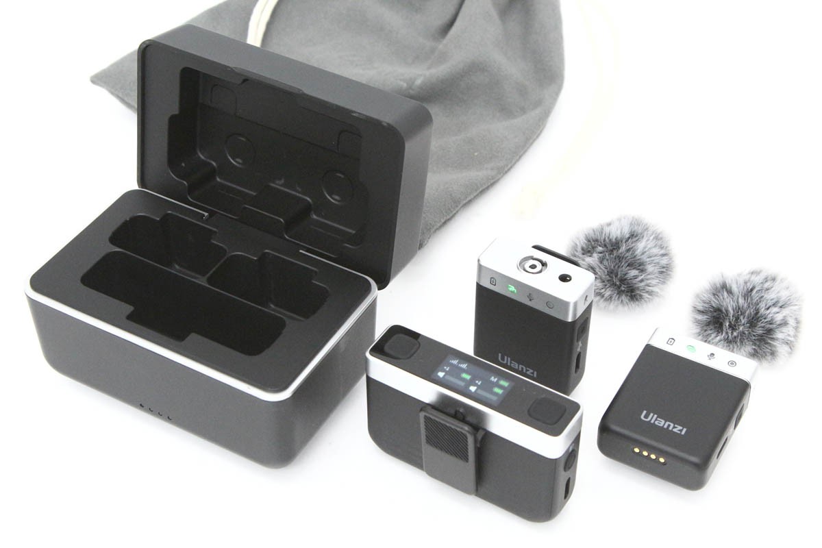 【中古】【良品】Ulanzi U-Mic AM18 CA01-R4393-2D3A U-Mic デュアルチャンネル ワイヤレスマイク
