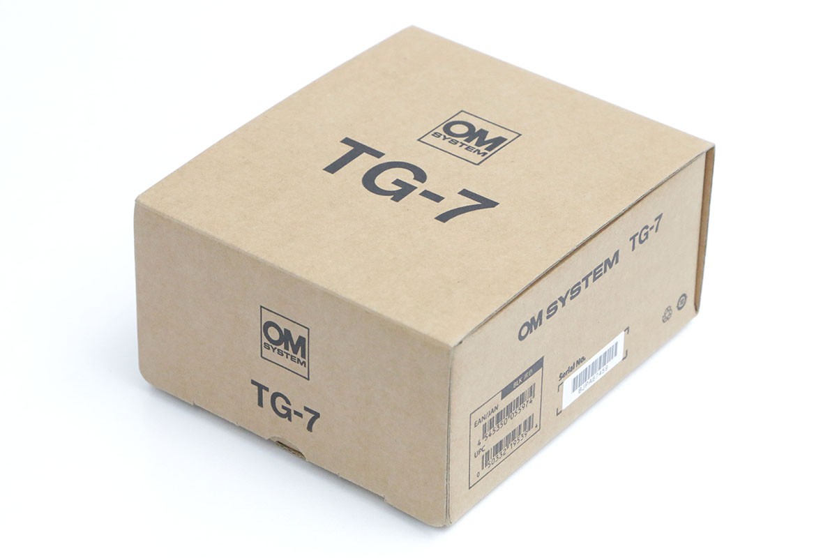 【中古】【未使用品】OMシステム OM SYSTEM Tough TG-7 [ブラック] CA01-B5005-2P3 デジカメ コンデジ 光学ズーム 手ブレ補正 防水 防塵 耐衝撃 耐低温 タフ 未使用品