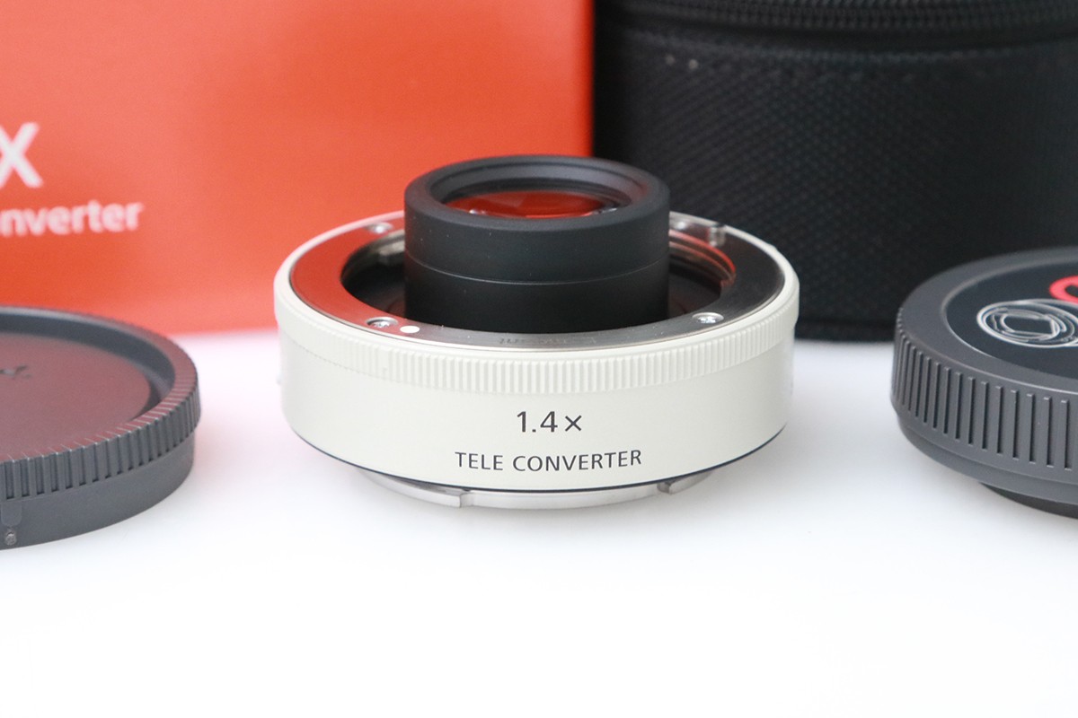 【中古】【極美品】ソニー SEL14TC 1.4X テレコンバーター CA01-M6170-2D4 SONY 1.4倍 中古
