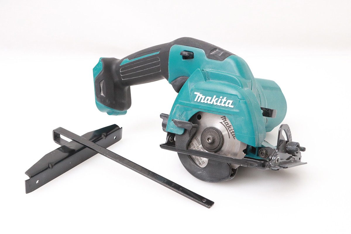 【中古】【並品】マキタ HS301DZ 充電式マルノコ 本体のみ TL04-M6116-2I3 マキタ Makita 充電式 マルノコ 手持ち 本体のみ