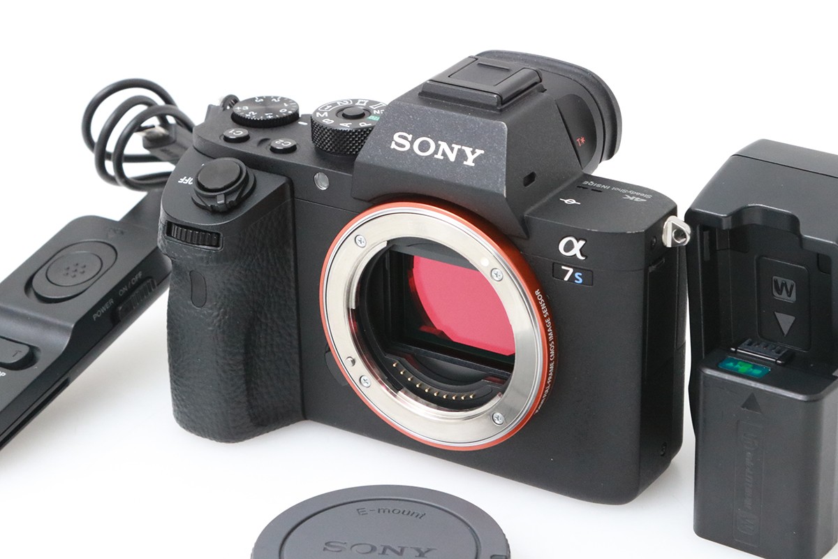 【中古】【美品】ソニー α7S II ILCE-7SM2 上半身 （純然たる蓄積乾電池付き添い人・検出器洗い濯ぎ済み） CA01-M6148-2P2A SONY ソニー α Eマウント 鏡鑑受け答え フルサイズ 手ブレ手を加える 4K相応う