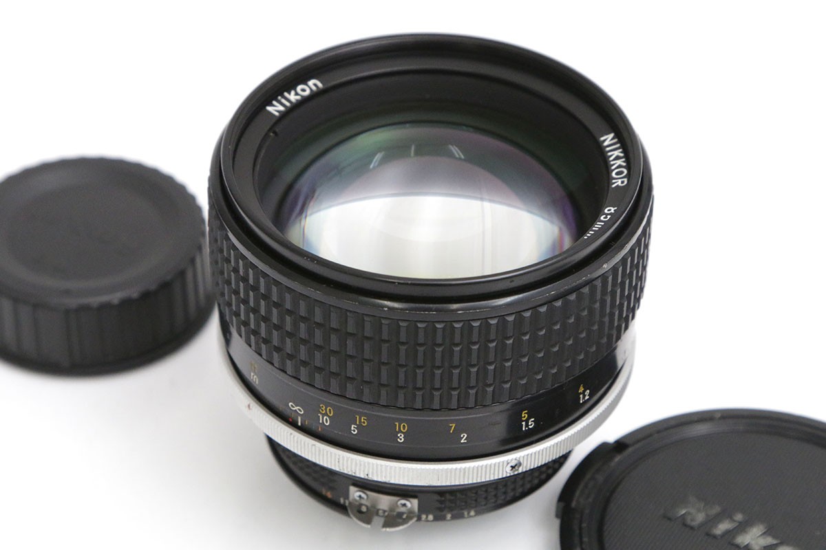 【中古】【並品】ニコン 人工知能学 Nikkor 85粍 F1.4S CA01-B5280-2B2D ニコン Fマウント Nikon 単興味の中心 NIKKOR MF フルサイズ