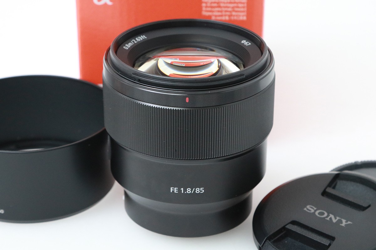 【中古】【美品】ソニー FE 85粍 F1.8 SEL85F18 CA01-M6489-3X3 SONY Eマウント フルサイズ 大差しわたし 中望遠 単興味の中心 中古