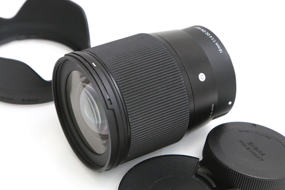 【中古】【美品】シグマ 16粍 F1.4 DC DN [フジフイルム用] CA01-B5620-2A2E SIGMA Xマウント APS-C 大差しわたし 広角 単興味の中心 中古