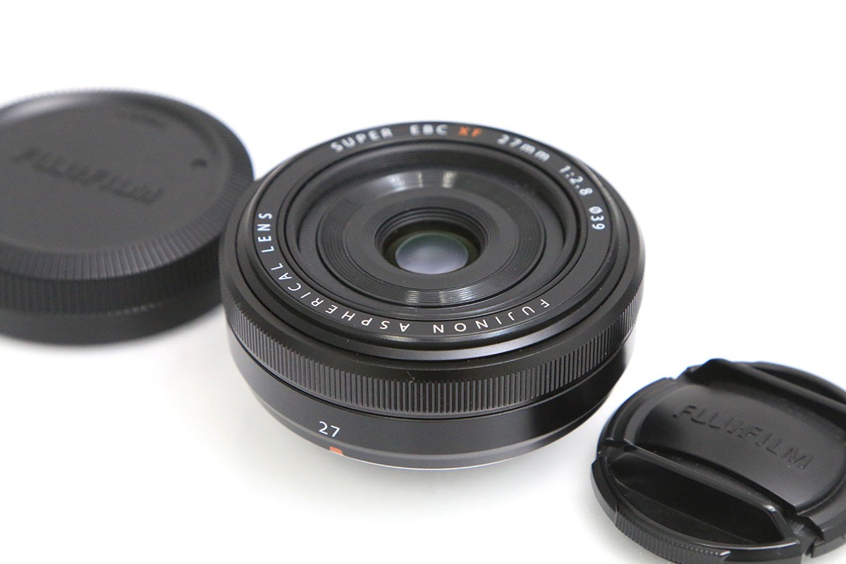 【中古】【良品】富士フイルム フジノン水晶体 XF27mmF2.8 [黒いこと] CA01-B5702-2A1F FUJIFILM Xマウント APS-C 単興味の中心 中古
