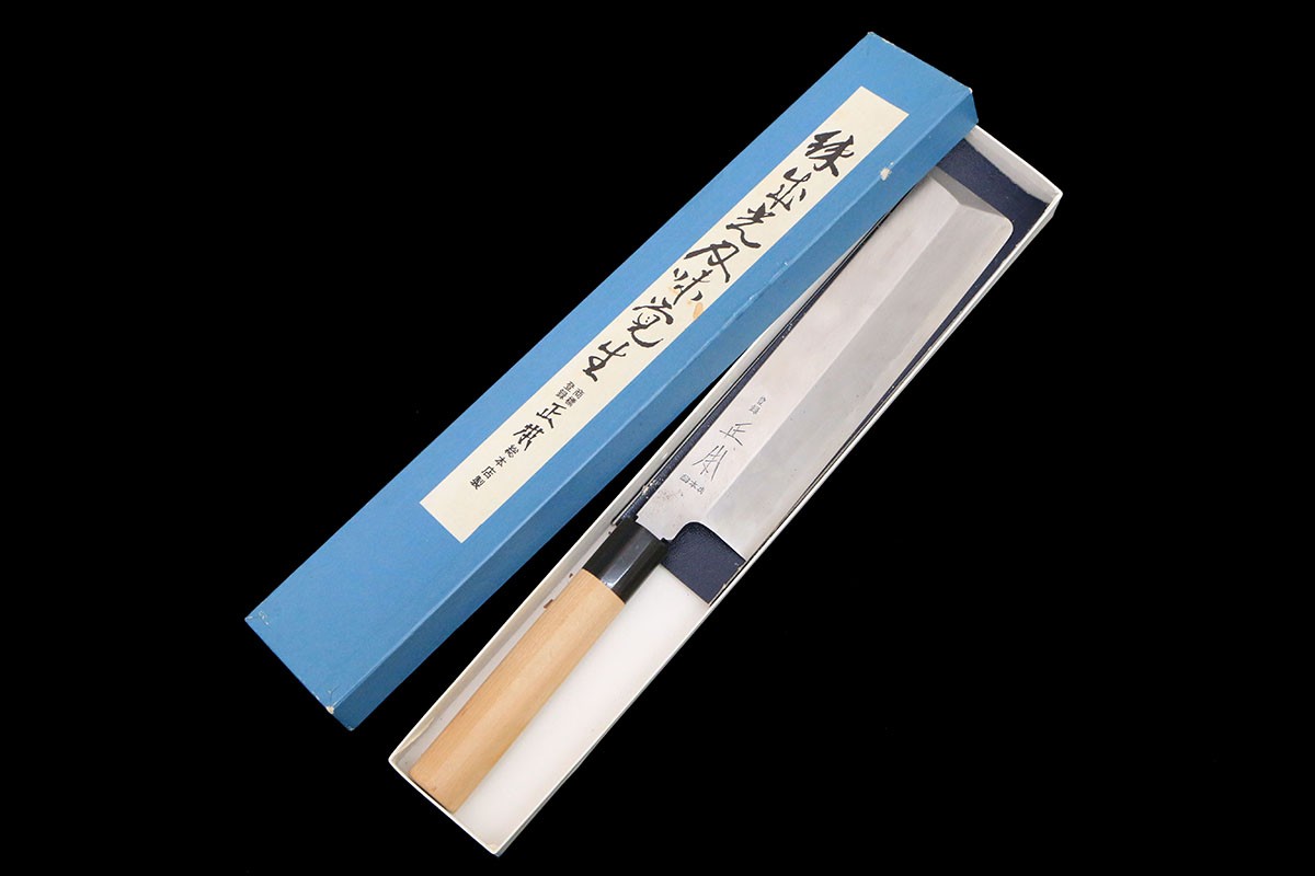 【中古】【美品】原型総中央局 薄刃まかない方 霞 七寸 朴柄  箱付 KN02-B5715-2L3A 原型総中央局 薄刃まかない方 霞 七寸 朴柄  箱付