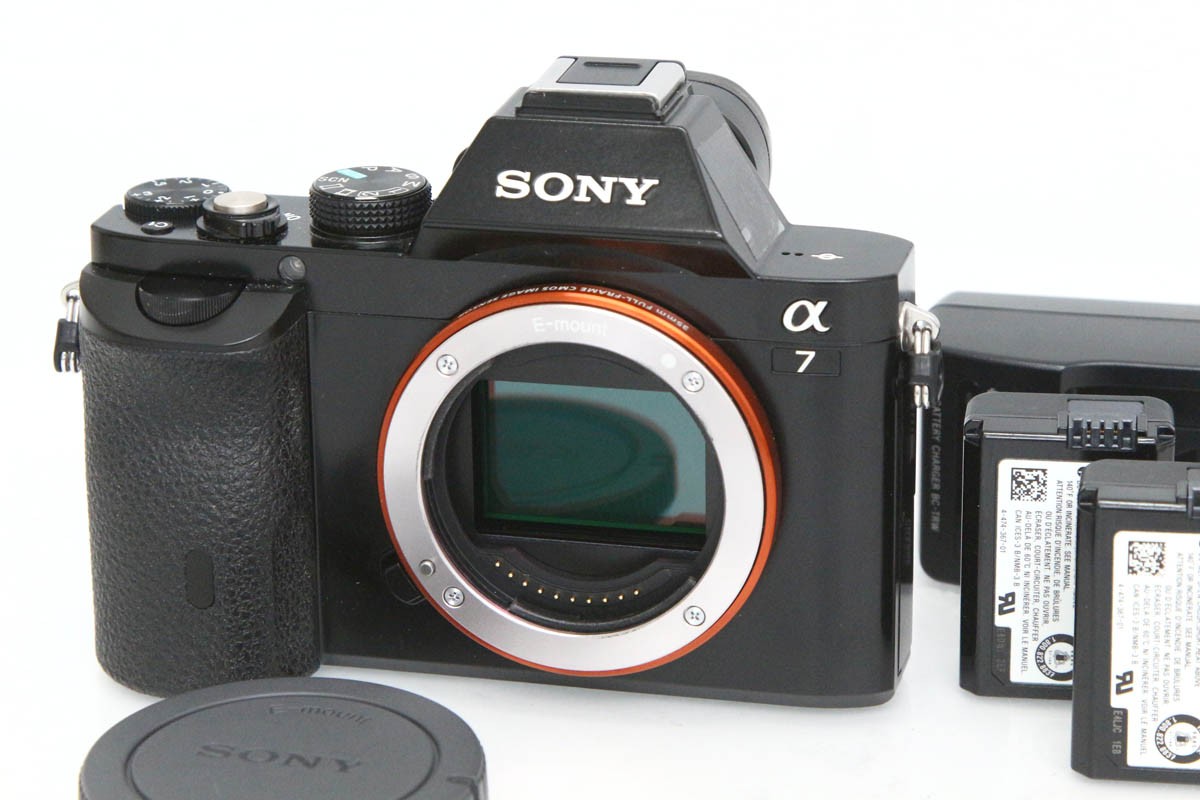 【中古】【良品】ソニー α7 ILCE-7 上半身（純然たる蓄積乾電池付き添い人・検出器洗い濯ぎ済み） CA01-R5364-3V1C SONY Eマウント フルサイズ EVF 中古