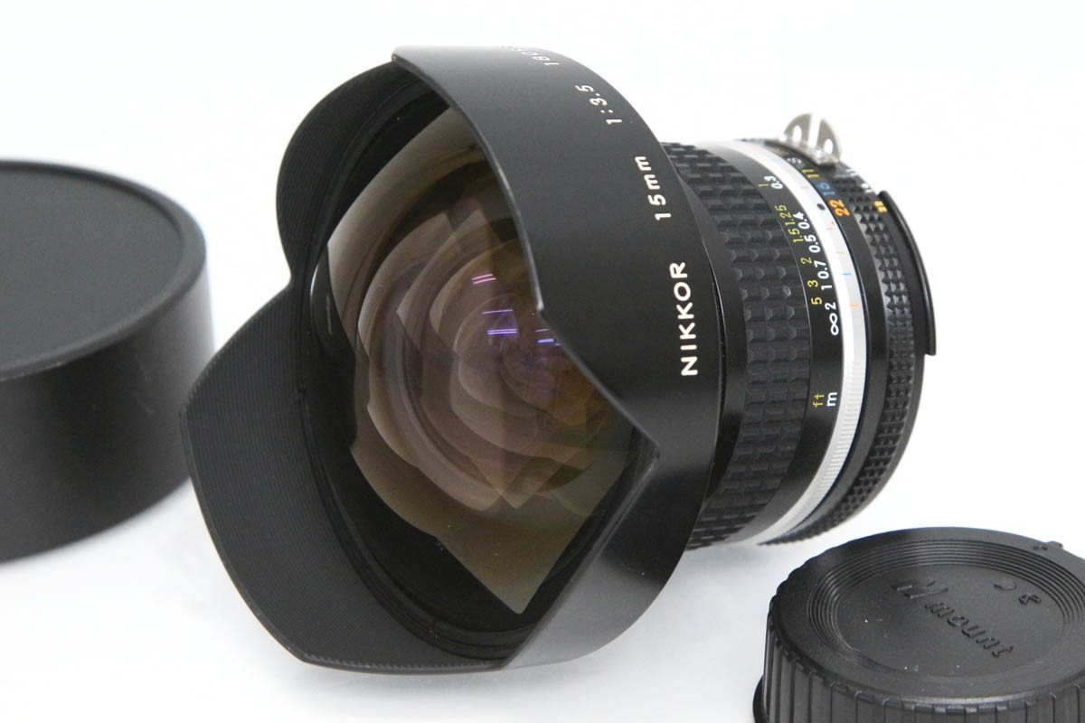 【中古】【美品】ニコン 人工知能学 Nikkor 15粍 F3.5S CA01-R5414-2N2A Nikon Fマウント フルサイズ 広角 単興味の中心 MF 中古