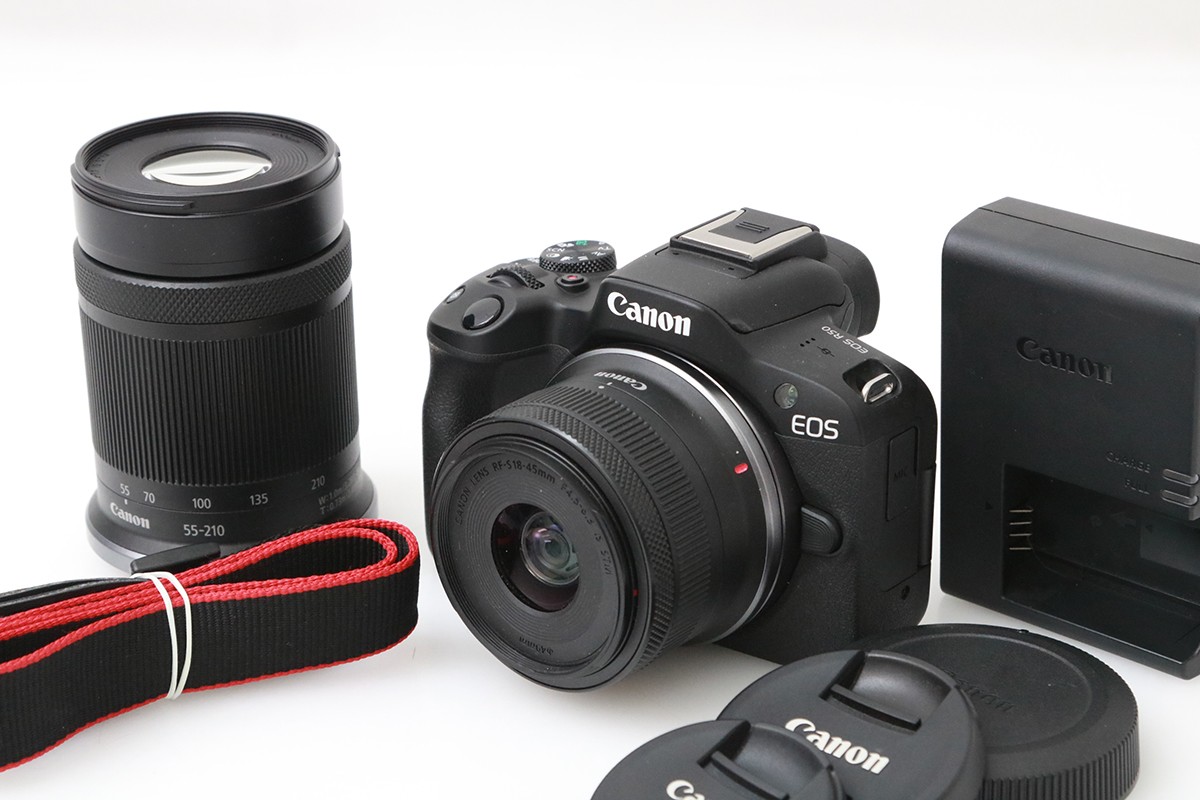 【中古】【美品】キヤノン EOS R50 ダブルズームキット [黒いこと] CA01-M6731-2P1B CANON キヤノン RFマウント 銀鏡受け答え APS-C EOS 4K相応う