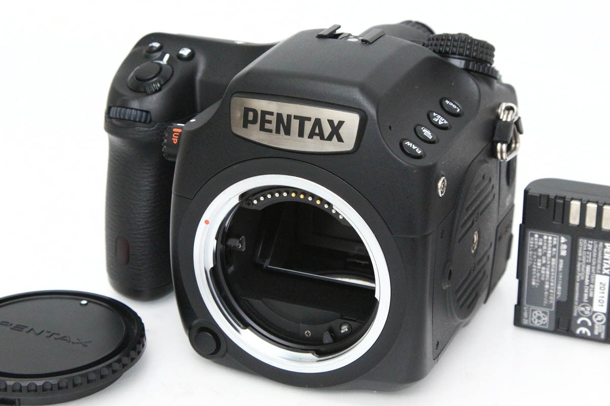 【中古】【美品】ペンタックス PENTAX 645Z 上半身（検知器洗い濯ぎ済） CA01-R5594-3Y4 ペンタックス 645マウント PENTAX 一眼二眼レフ 中判大きさ
