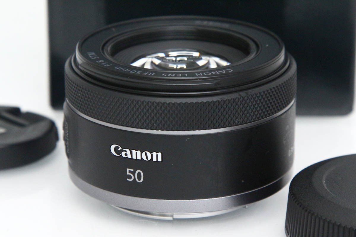 【中古】【良品】キヤノン RF50粍 F1.8 STM CA01-R5619-2A4 CANON キヤノン RFマウント 単興味の中心 AF/MF フルサイズ