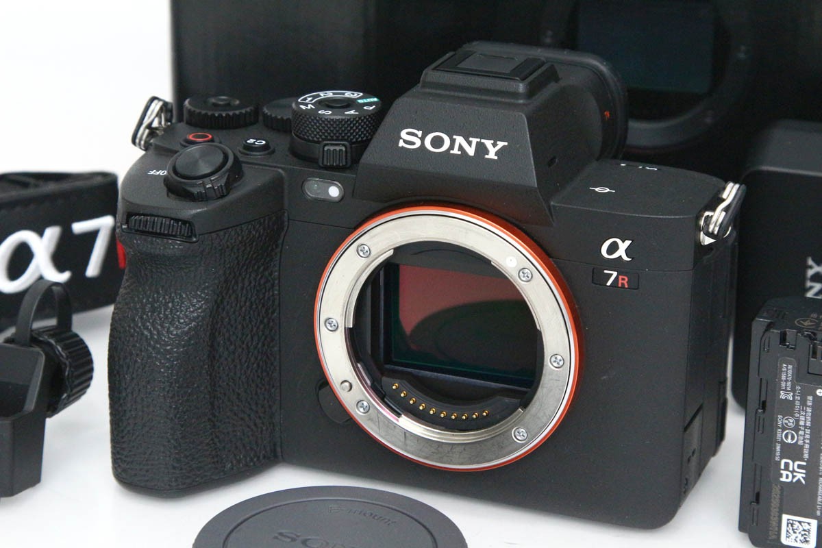 【中古】【良品】ソニー α7R V ILCE-7RM5 上半身（検出器洗い濯ぎ済み） CA01-R5630-2P4 SONY ソニー α Eマウント 鏡鑑受け答え フルサイズ 手ブレ手を加える 4K相応う