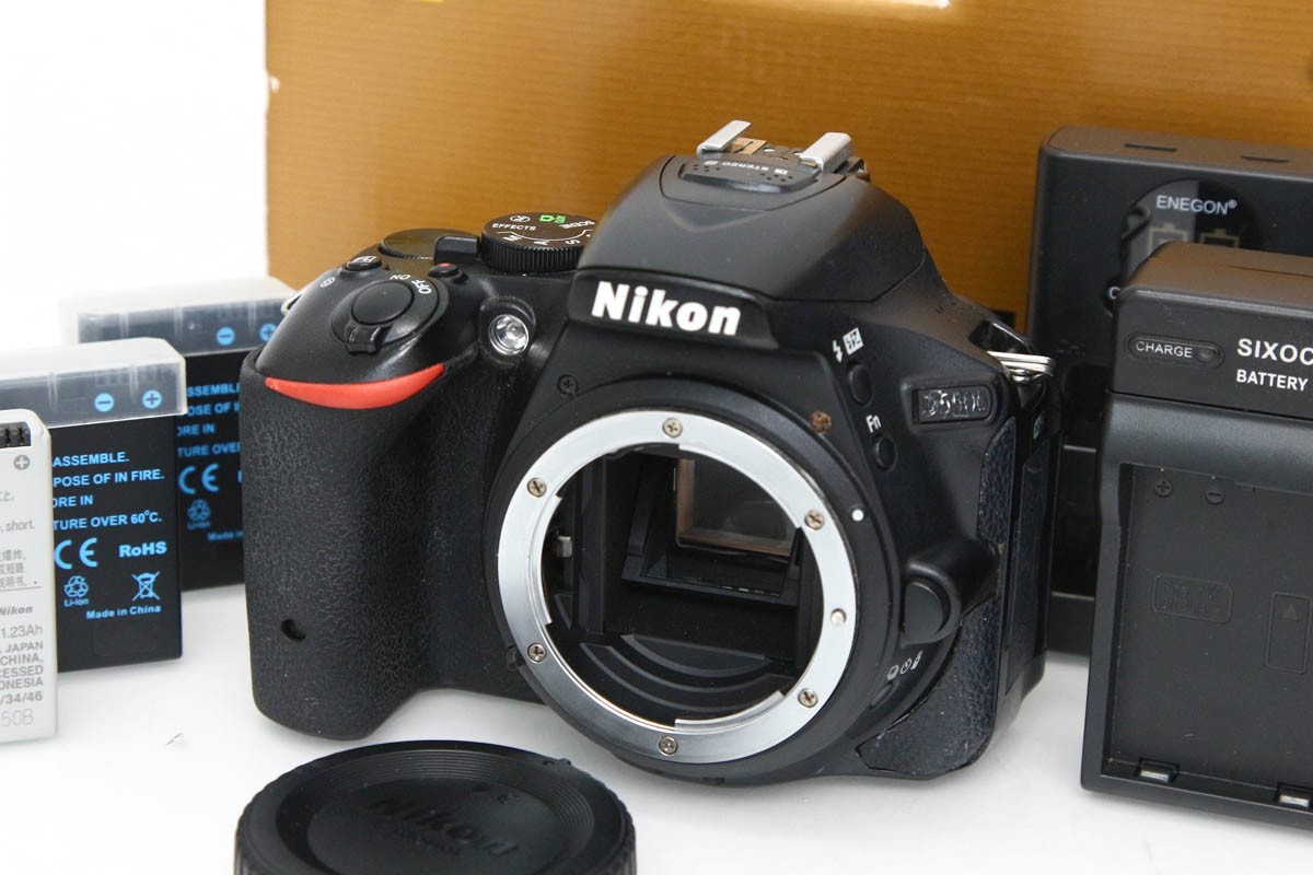 【中古】【お買い得品】ニコン D5500 ボディ CA01-R5993-2P3 ニコン Fマウント Nikon 一眼レフ APS-C｜アキバ流通プラス店