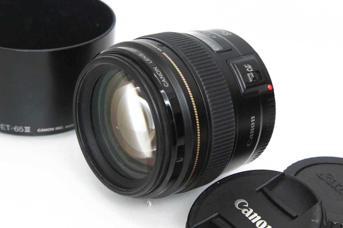 【中古】【良品】キヤノン EF85mm F1.8 USM CA01-R6026-2R5A Canon EFマウント フルサイズ 単焦点 中古｜アキバ流通プラス店
