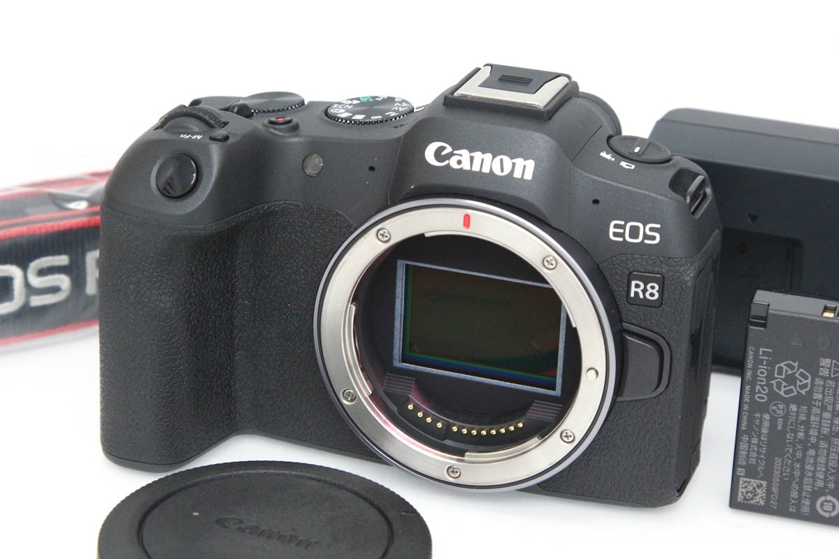 【中古】【極美品】キヤノン EOS R8ボディ CA01-R6008-2P2B Canon RFマウント フルサイズ EVF 中古｜アキバ流通プラス店