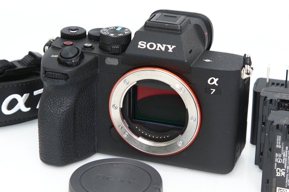【中古】【並品】ソニー α7 IV ILCE-7M4 ボディ CA01-R6100-2Q2B SONY Eマウント フルサイズ 5軸手ブレ補正 EVF 中古|アキバ流通プラス店
