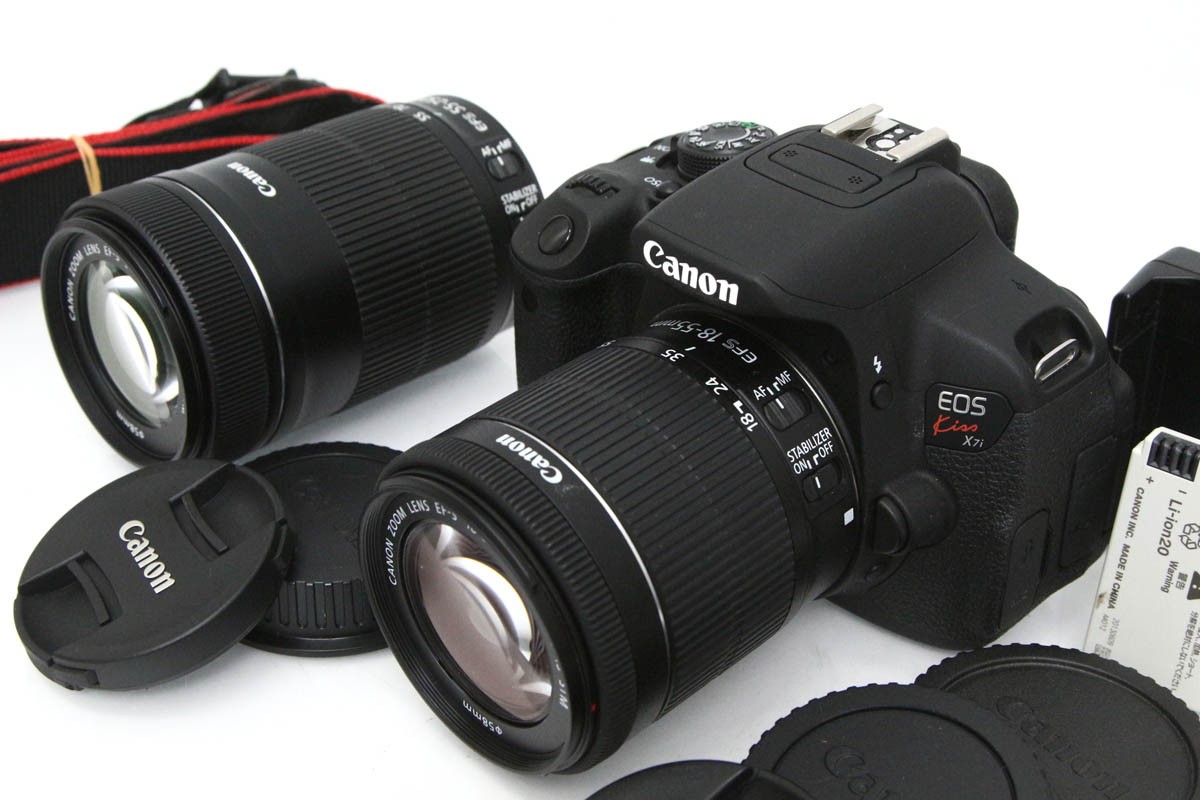 【中古】【良品】キヤノン EOS Kiss X7i ダブルズームキット（センサー清掃済） CA01-R3968-3V1C Canon EFマウント APS-C 標準ズーム 望遠ズーム 手ブレ補正 レンズ付き セット 中古