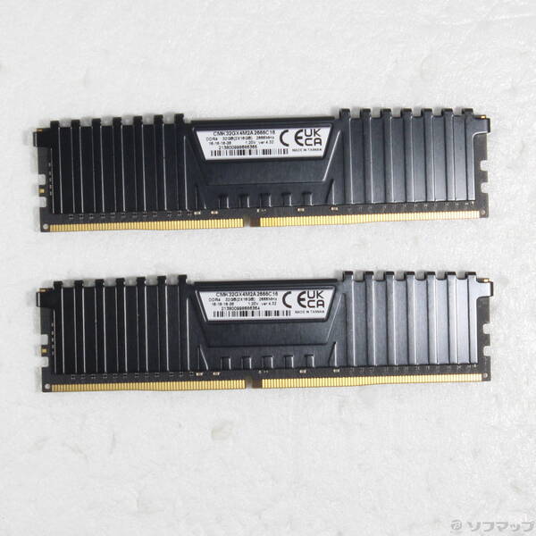 【中古】CORSAIR CMK32GX4M2A2666C16 【262-ud】