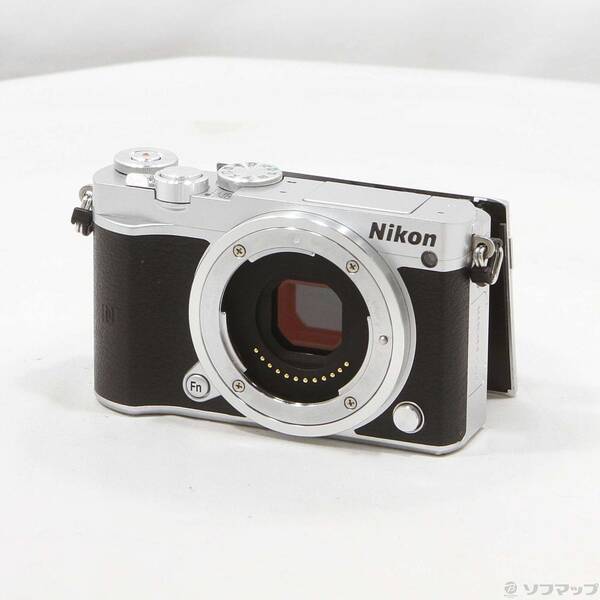 【中古】Nikon(ニコン) Nikon 1 J5 ボディ (2081万画素／シルバー) 【258-ud】 21,406円