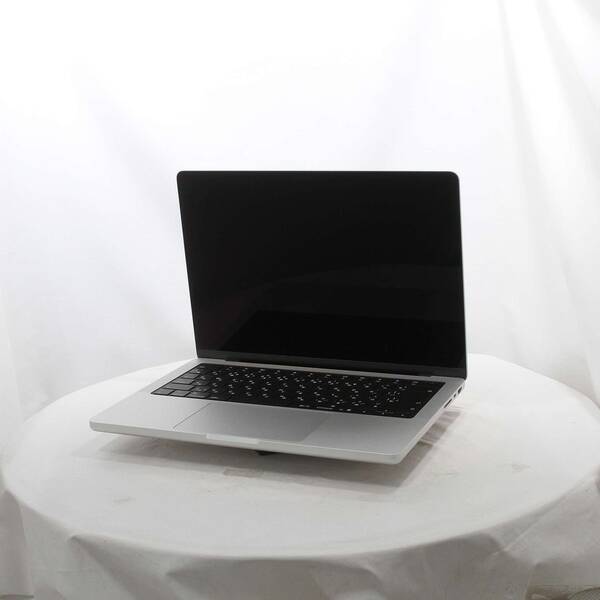 【中古】Apple(アップル) MacBook Pro 14.2-inch Late-2025 MDE64J／A Apple M5 10コアCPU_10コアGPU 24GB SSD1TB シルバー 〔26.1 Tahoe〕 【258-ud】