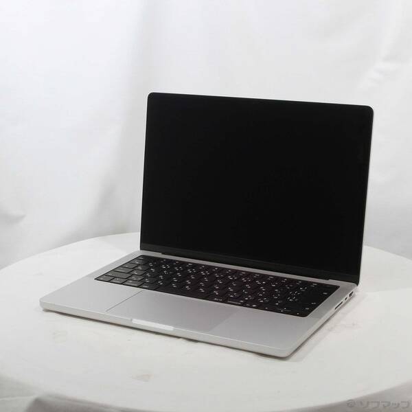 【中古】Apple(アップル) 〔見せびらかす品〕 MacBook Pro 14.2-inch Late-2025 MDE44J／A Apple M5 10中核グループ中央処理装置_10中核グループGPU 16GB SSD512GB しろがね色 〔26.3 Tahoe〕 【258-ud】