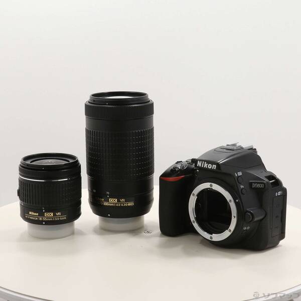 【中古】Nikon(ニコン) NIKON D5600 ダブルズームキット 黒いこと 【198-ud】