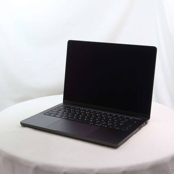 【中古】Apple(アップル) MacBook Pro 14.2-inch Late-2025 MDE04J／A Apple M5 10中核グループ中央処理装置_10中核グループGPU 16GB SSD512GB あき場所黒いこと 〔26.3 Tahoe〕 【262-ud】
