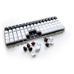 ビットトレードワン ADKB96 【96キー】セルフメイドキーボードキット ADKB96|ソフマップ デジタルコレクション