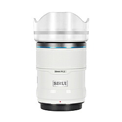 SIRUI オートフォーカスレンズ F1.2 APS-C 33mm X/ホワイト ホワイト 33AS12X-W-JP ［FUJIFILM X /単焦点レンズ］ 33AS12X-W-JP [代引不可]｜ソフマップ　デジタルコレクション