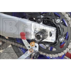 【ベビーフェイス BabyFace】 ベビーフェイス 006-AY009R アクスルプロテクター リア MT-09 21-