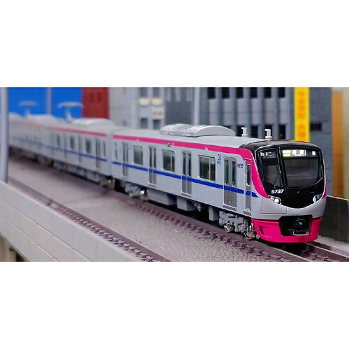 楽天市場】京王8000系（大規模改修車・8005編成・白ライト）増結用中間