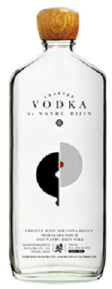 南部美人　クラフトウォッカ　700ml/6本.e お届けまで25日ほどかかります