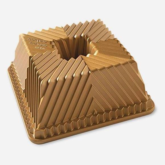 ケーキ型 パン焼き型 焼き型 お菓子作り ゼリー型 プリン型 ノルディックウエア 製菓道具 バントケーキ 四角型 スクエア Nordic Ware 80577 Bundt Squared Pan|akt8 店