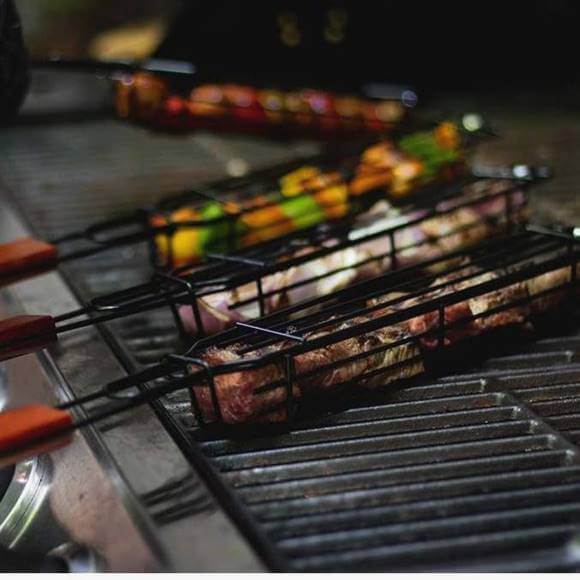 チャコール コンパニオン ノンスティック カボブ グリルバスケット 4本 Nonstick Kabob Grilling Baskets BBQグリル メッシュフライパン
