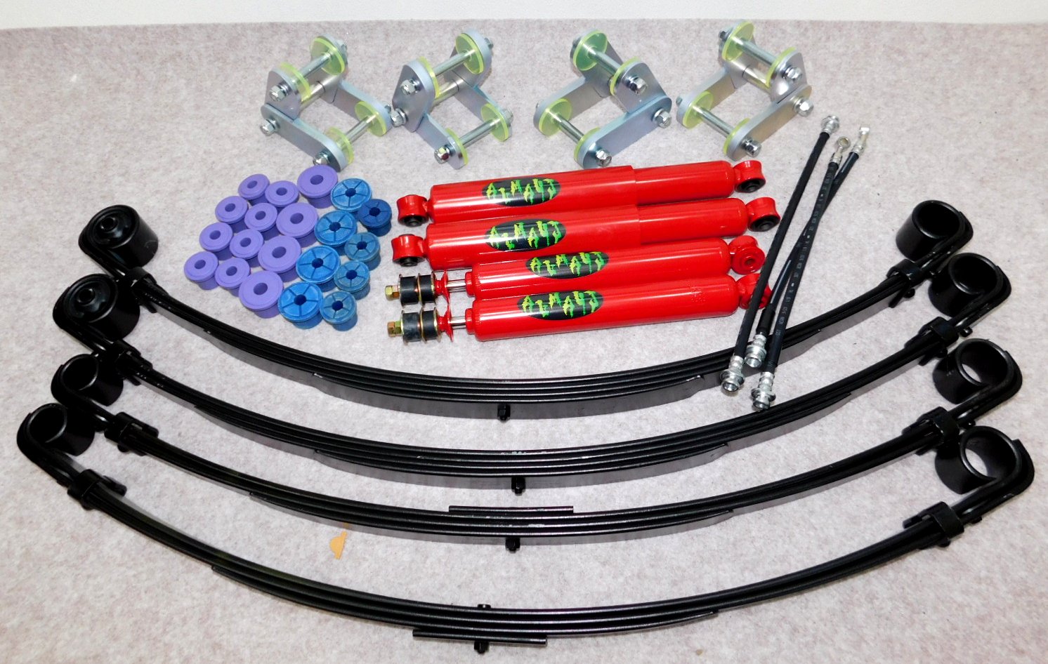 スズキ ジムニー ja11 社外　アルマージ リーフ　ショック スズキ ジムニー ja11 社外 アルマージ リーフ ショック - メルカリ