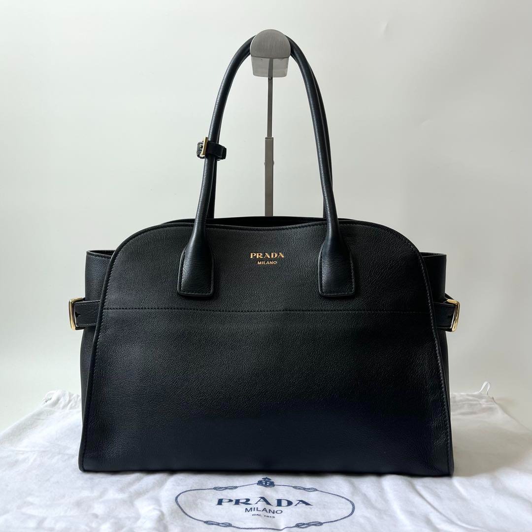 【PRADA】ロゴ型抜き ブラックレザートートバッグinポーチ付き 楽天市場】プラダ（PRADA）ロゴ型抜きレザートートバッグ ポーチ