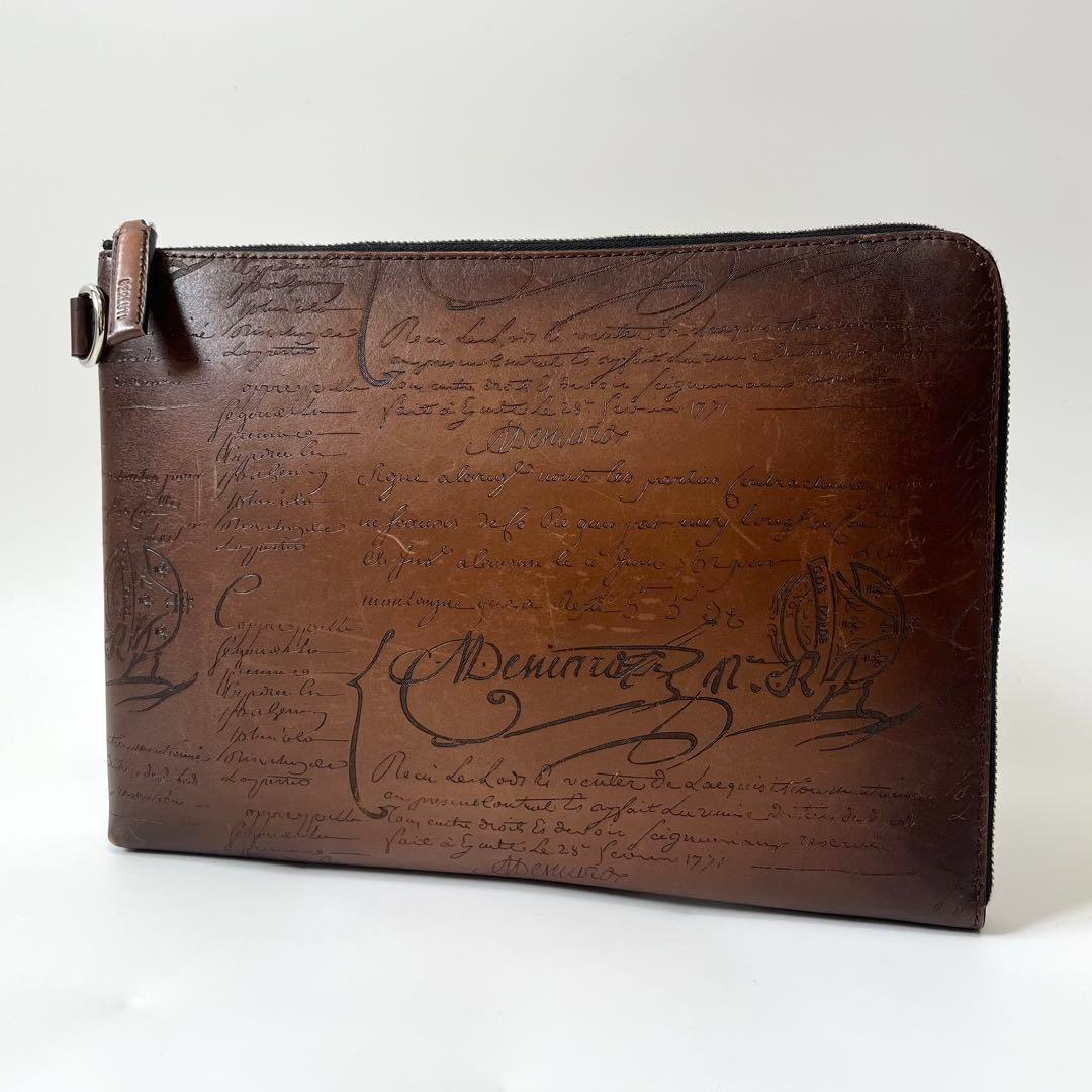 Berluti ベルルッティ ニノ カリグラフィ 赤 クラッチバッグ美品　 希少 222-1.jpg