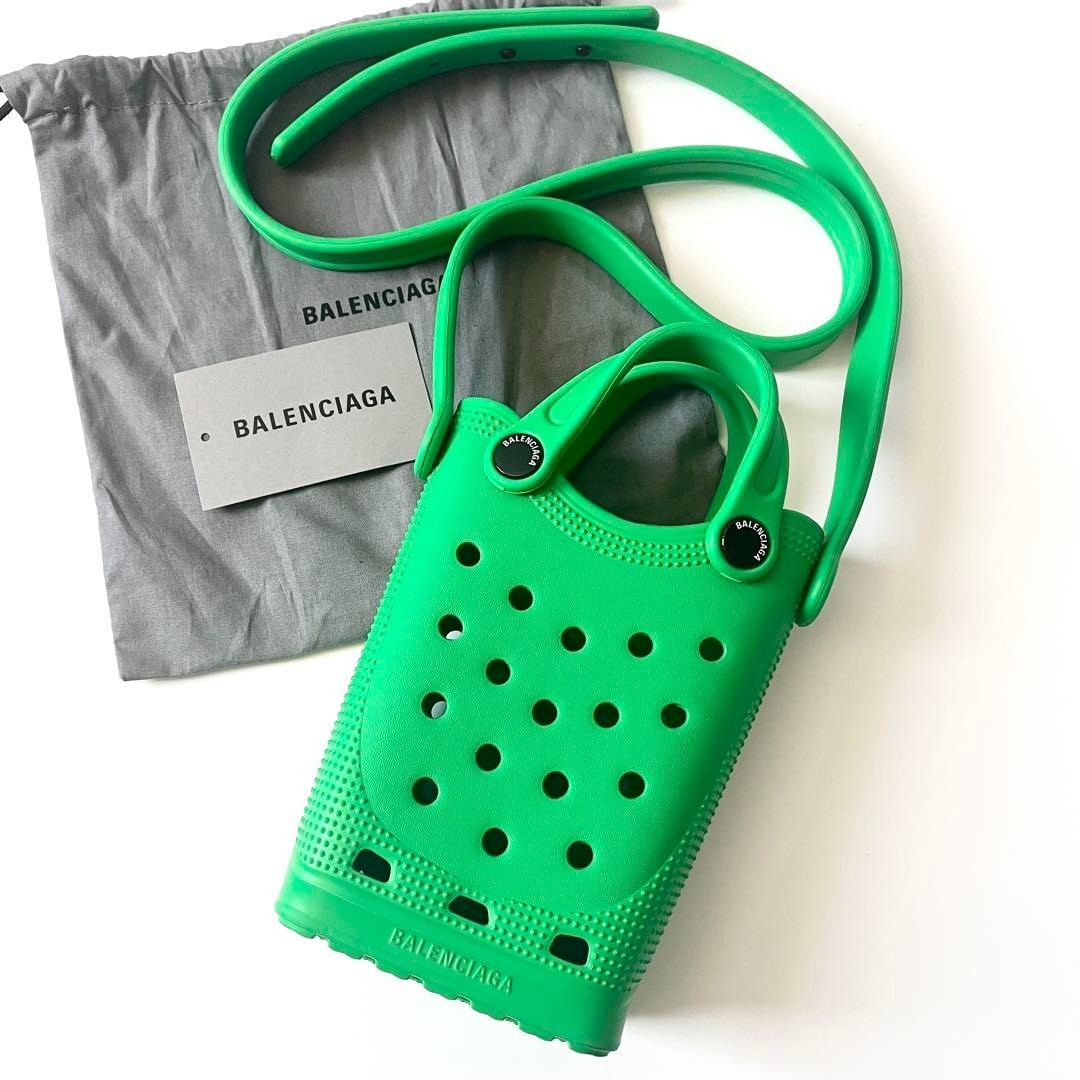 バレンシアガ　クロックス フォン ホルダー　グリーン 楽天市場】BALENCIAGA(バレンシアガ) 22SS ×crocs phone holder