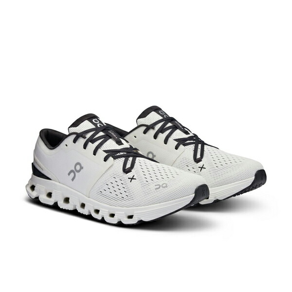 ON オン シューズ 駈けっくら レディース Cloud X 4 3WE30070791 色合いIvory/Black クラウド エックス 4 スニーカー  読み込む駈けっくら 置き目品