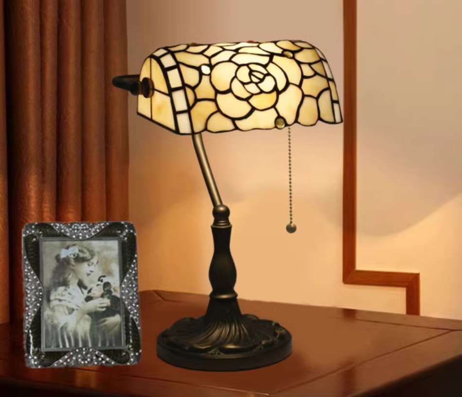 希少！！卓上スタンド 暖かい ヴィンテージ ステンドランプ ステンドグラス照明 楽天市場】極上◇美品 卓上スタンド 暖かい ヴィンテージ ステンド